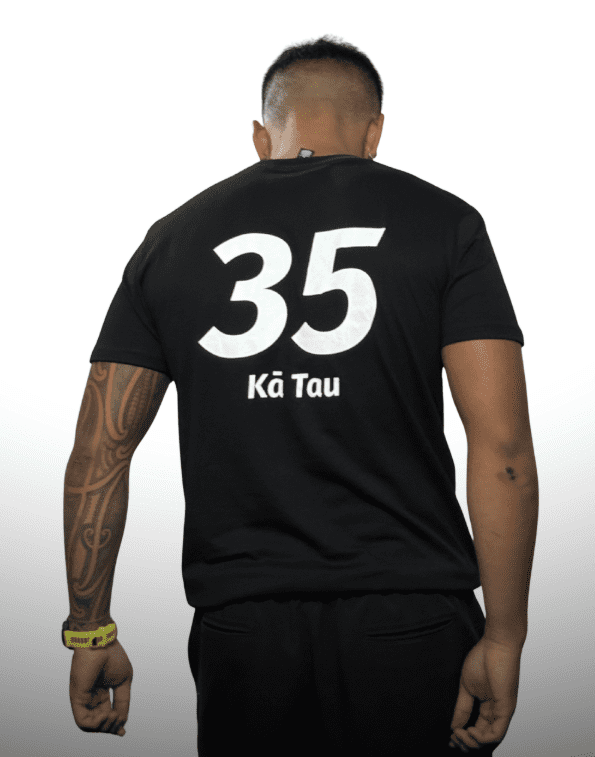 BLACK TEE | 35 KĀ TAU | TAHUFM - Image 2